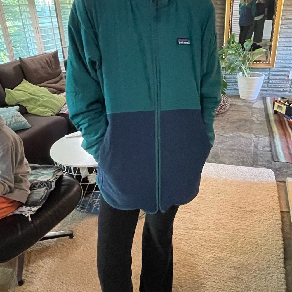 Patagonia mid layer jacket